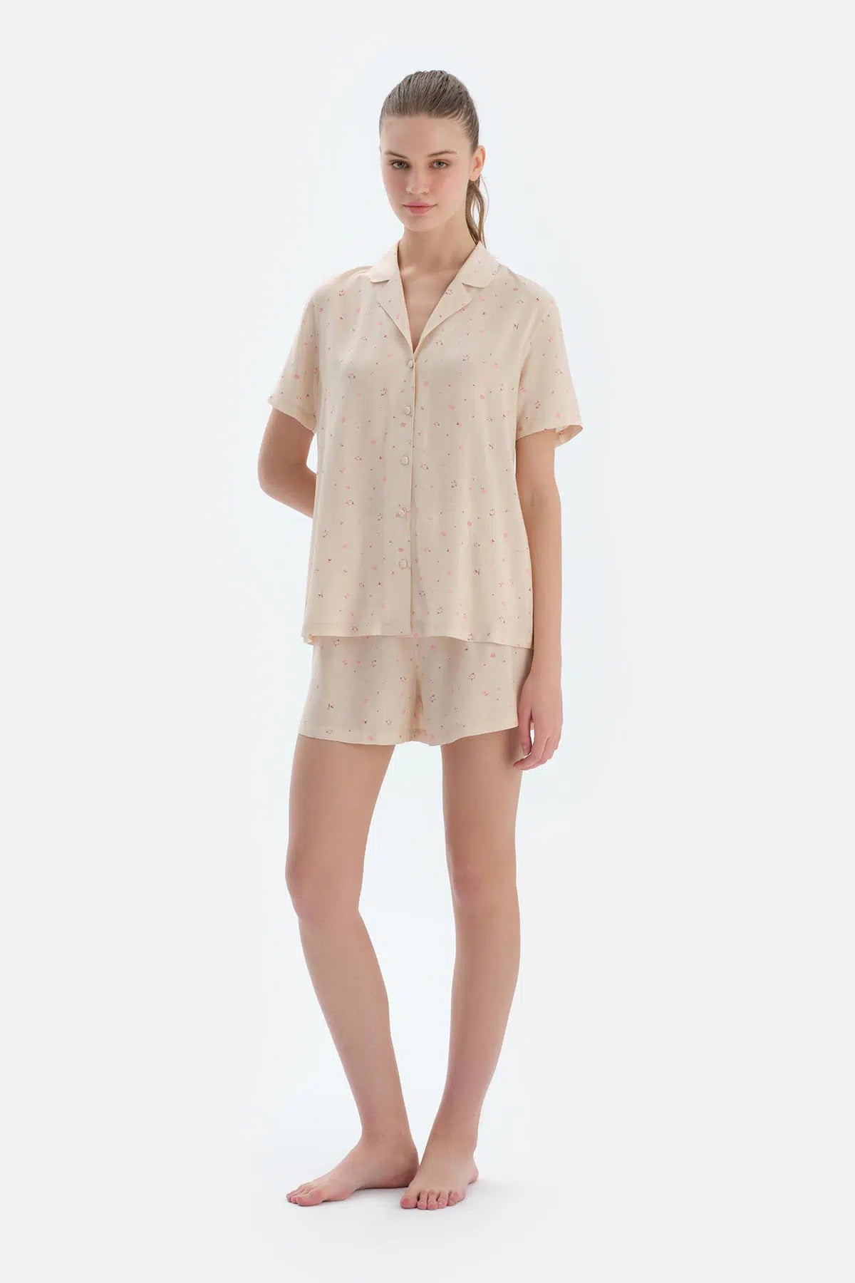 Ekru Çıtır Çiçek Desenli Dokuma Şort