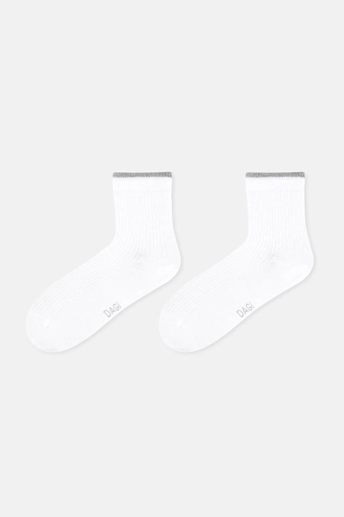 Beyaz Kadın Şerit Desenli Bambu Çorap