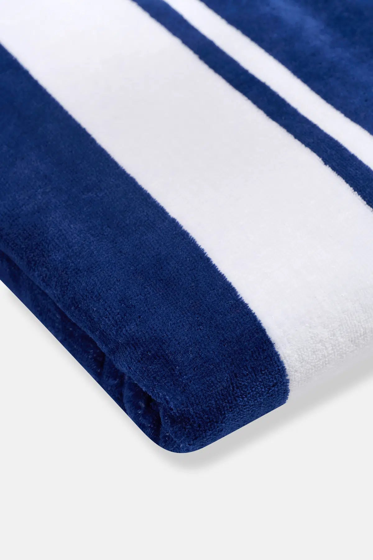 Lacivert Boyuna Çizgi Desenli Kadife Havlu 80X150