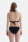 Siyah Üçgen Geniş Bikini Üst