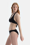 Siyah Üçgen Geniş Bikini Üst