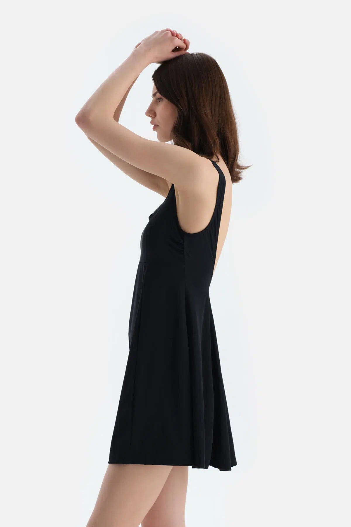 Siyah Kare Yaka Elbiseli Mayo