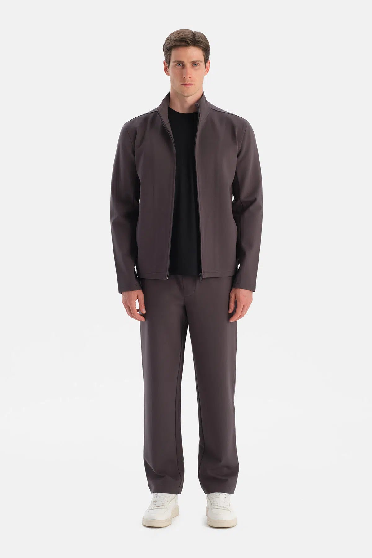 FERMUARLI DİK YAKA SWEATSHIRT