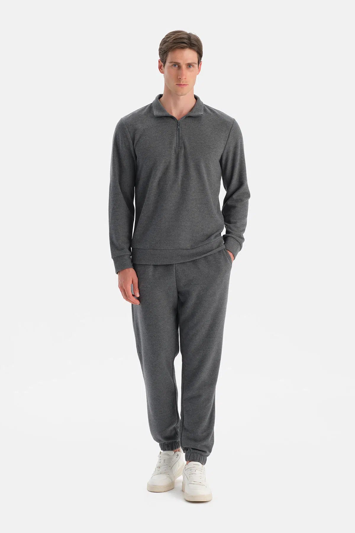 YARIM FERMUARLI SWEATSHIRT