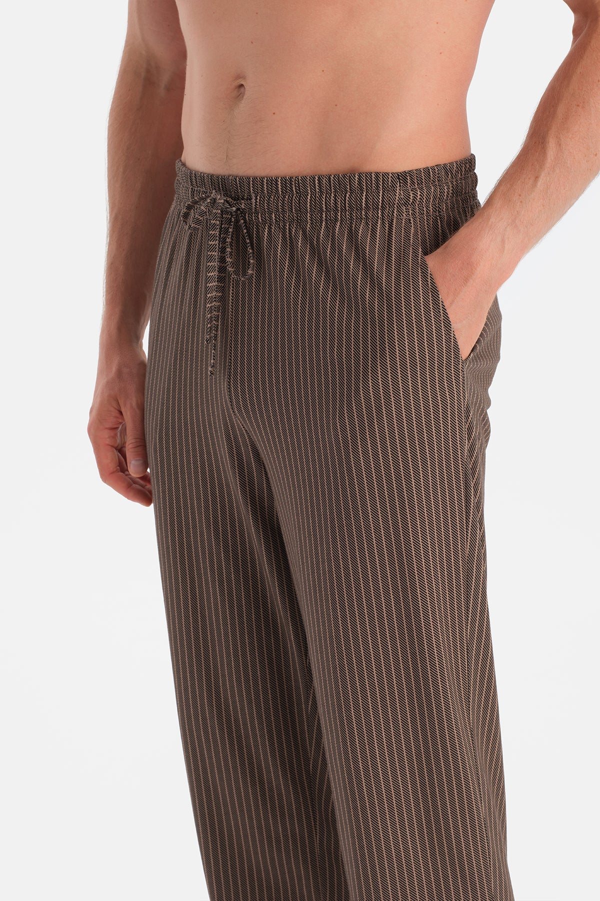 Koyu Kahve Travel Pamuk Modal Tişört Pantolon Pijama Seti