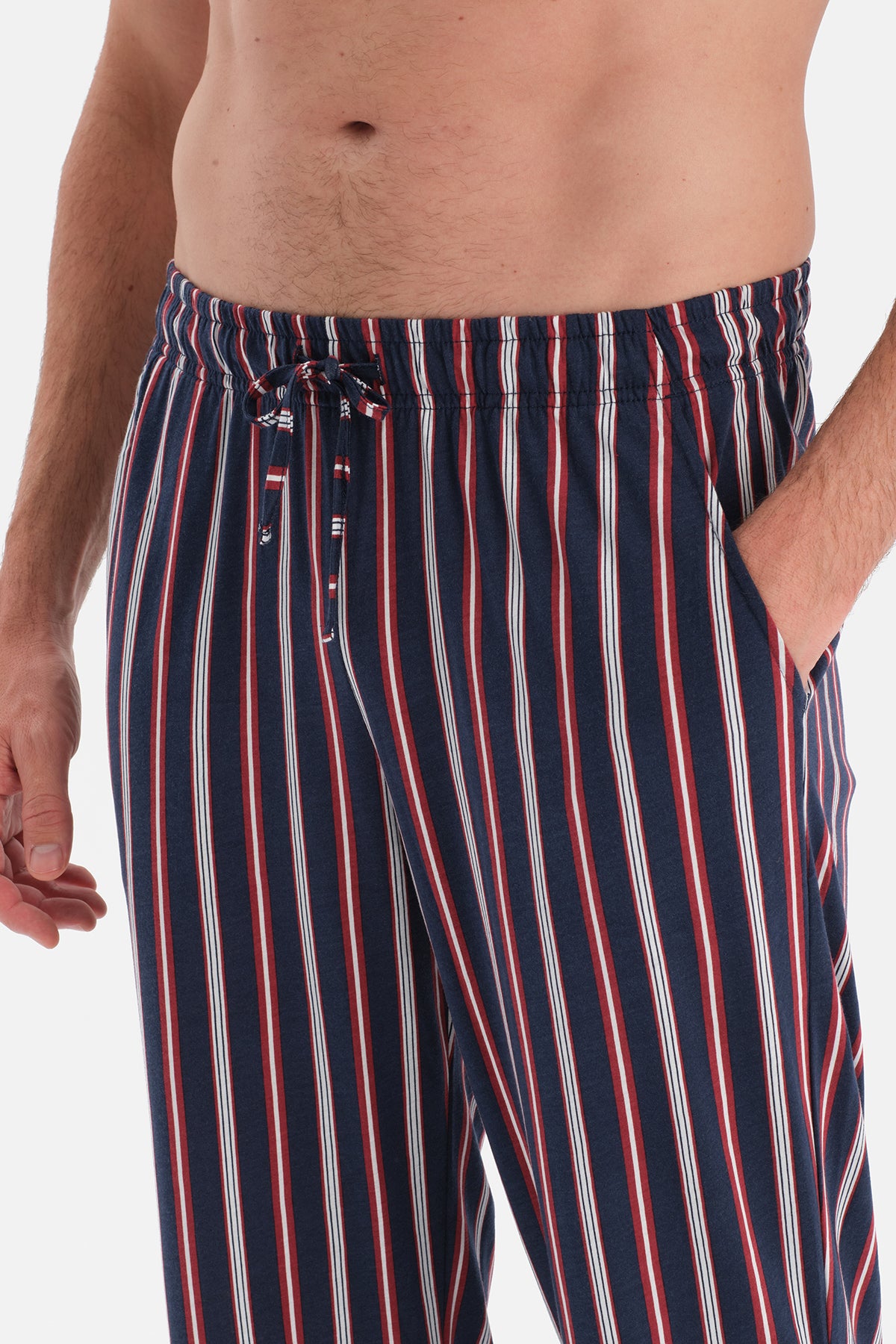 UZUN KOLLU TİŞÖRT PANTOLON TAKIM