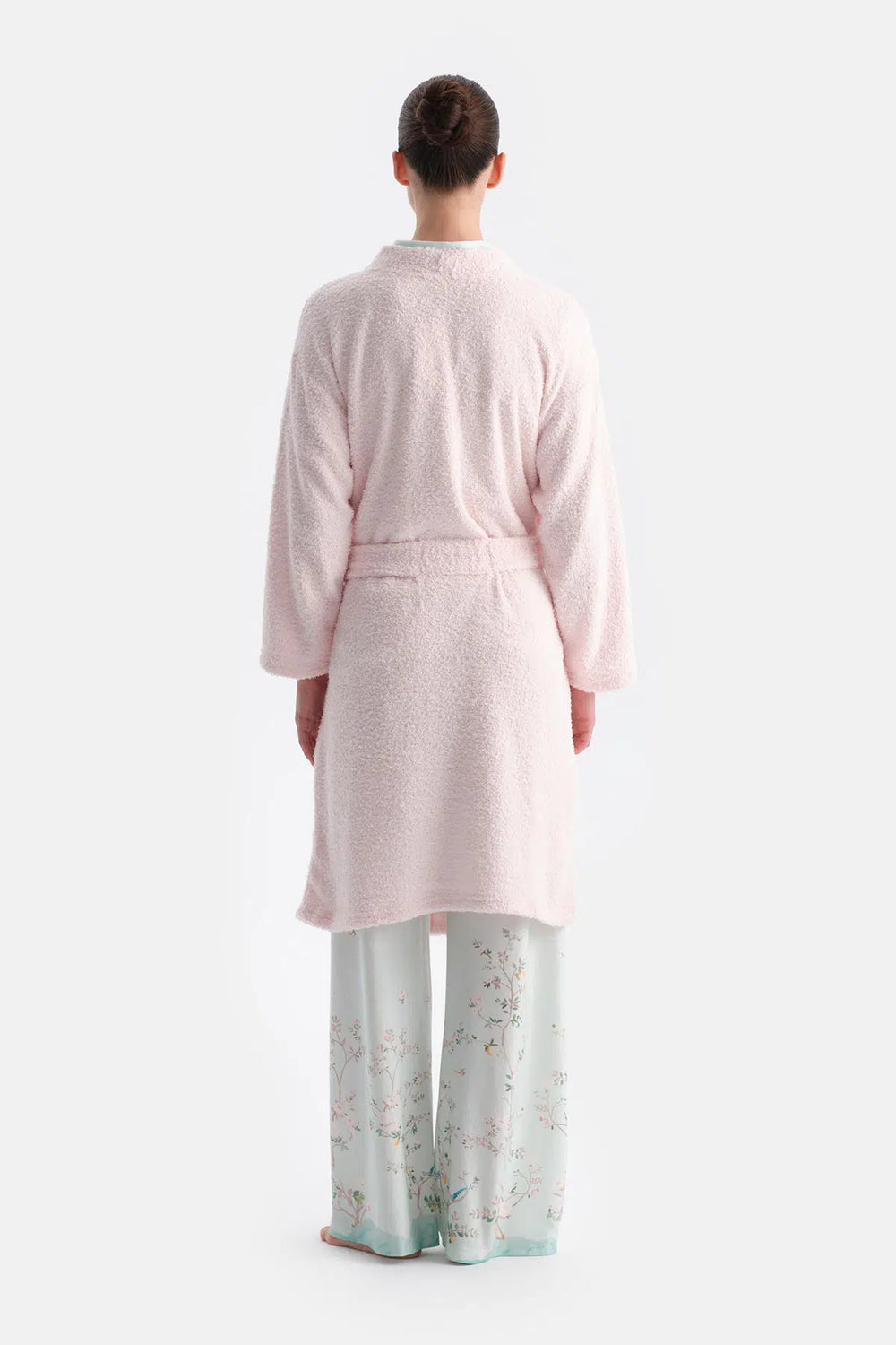 Açık Pembe Uzun Kollu Şönil Örme Sabahlık