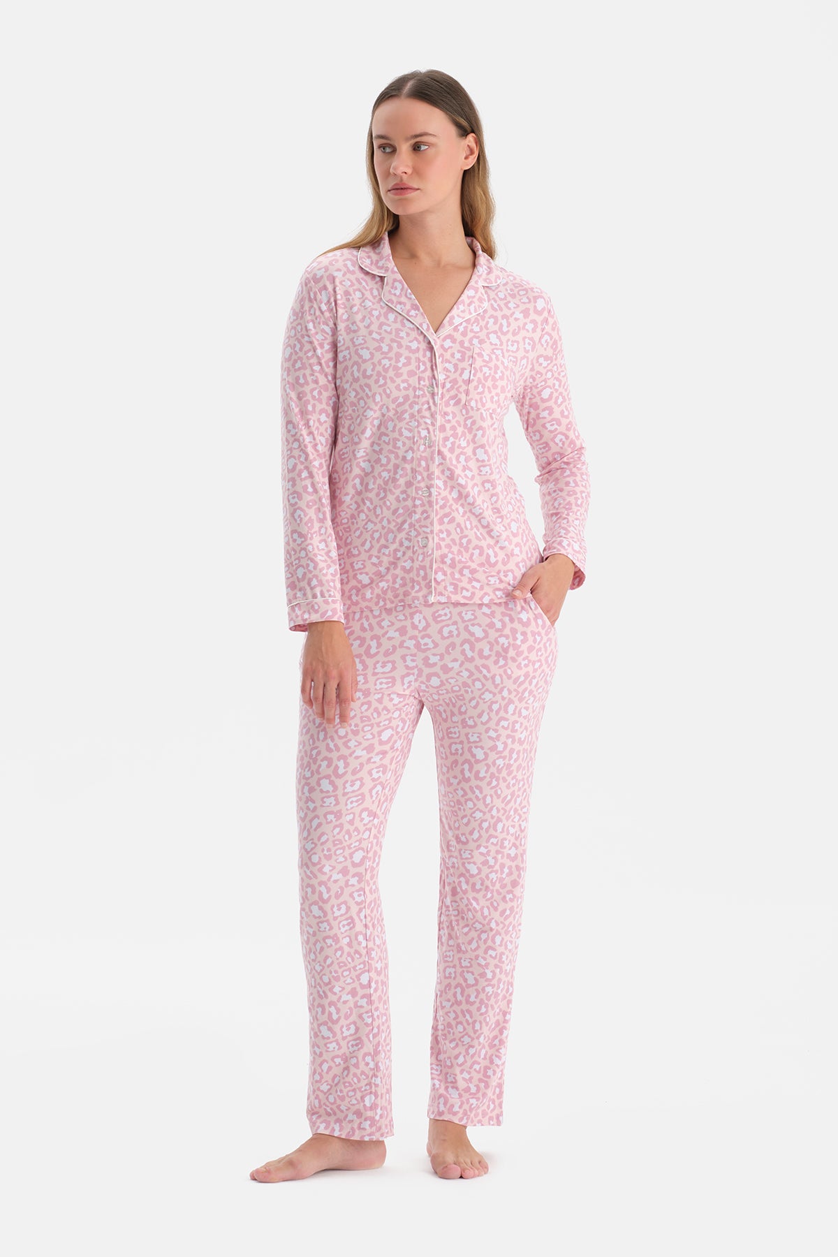 LEOPAR DESENLİ TERMAL PİJAMA TAKIMI