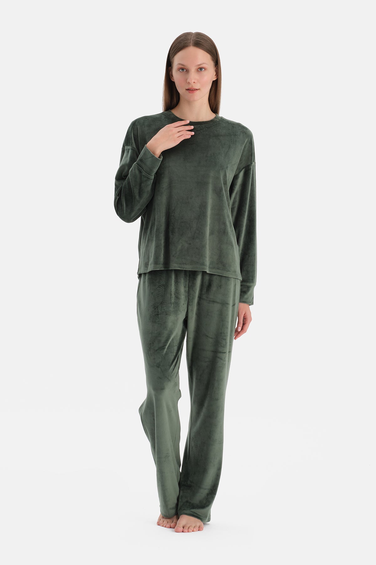 Koyu Yeşil Uzun Kollu Kadife Tişört Pantolon Pijama Takımı