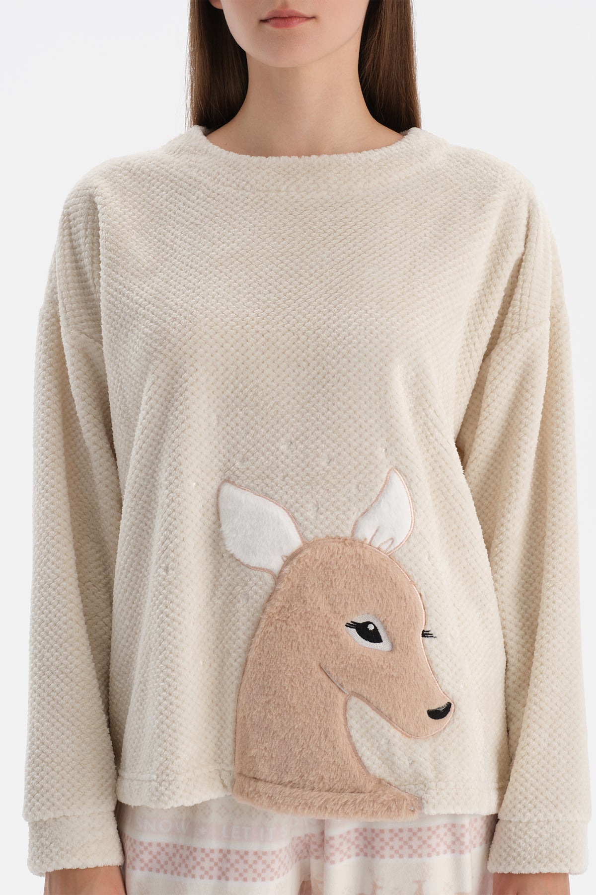 Ekru Geyikli Baskılı Tişört Pantolon Pijama Takımı