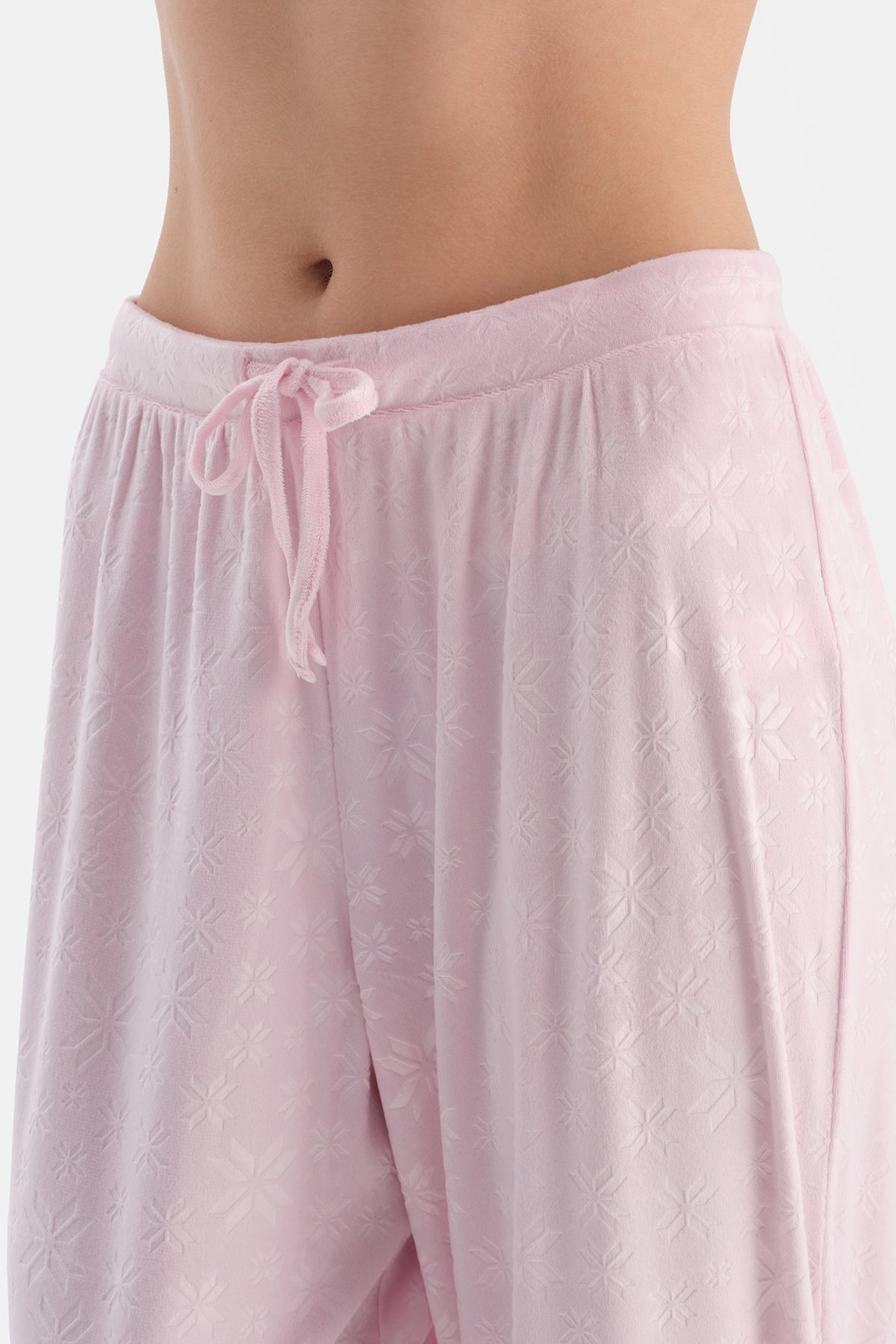 Açık Pembe Gofre Kar Baskılı Tişört Pantolon Pijama Takımı