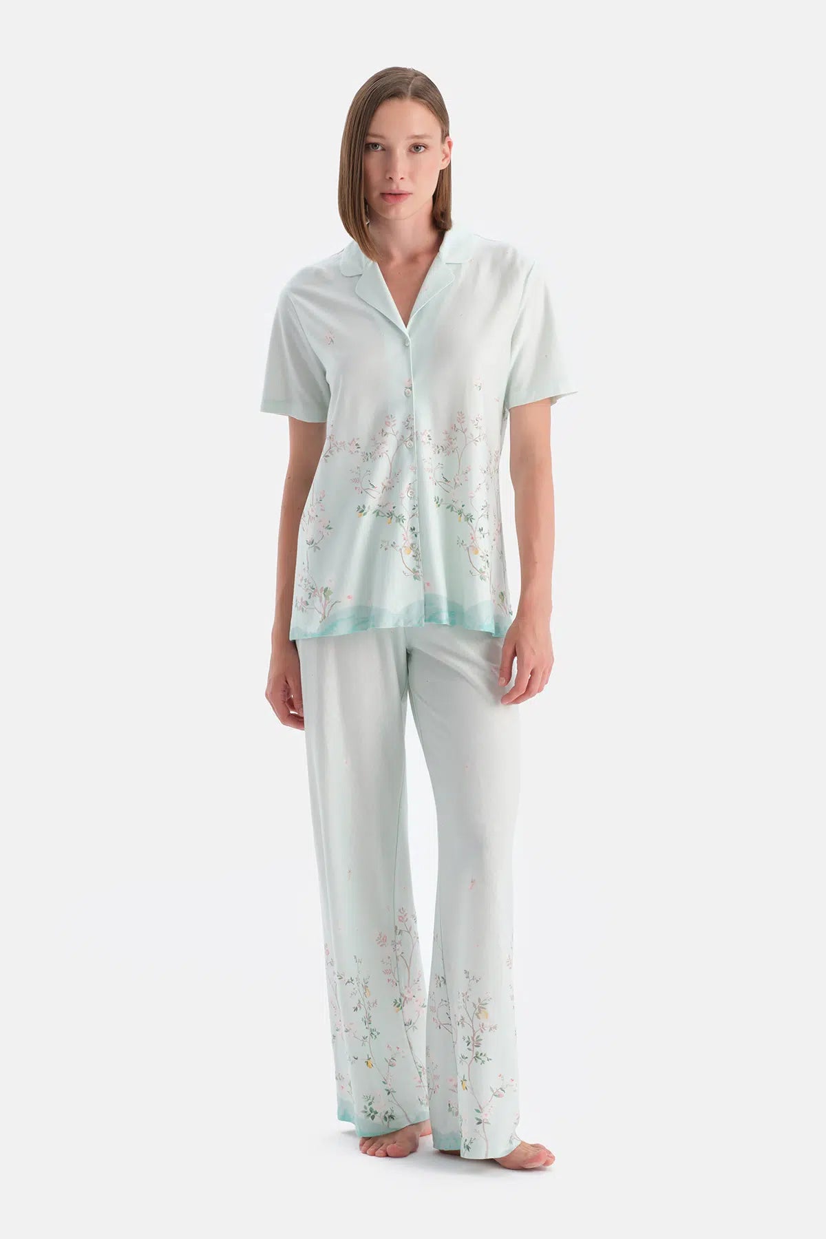 Açık Mavi Çiçek Desenli Gömlek Pantolon Takım