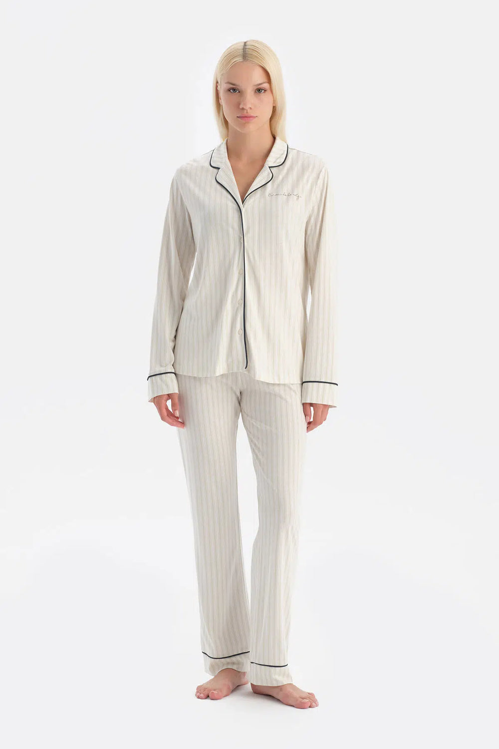 Açık Yeşil Çizgili Gömlek Pantolon Takım