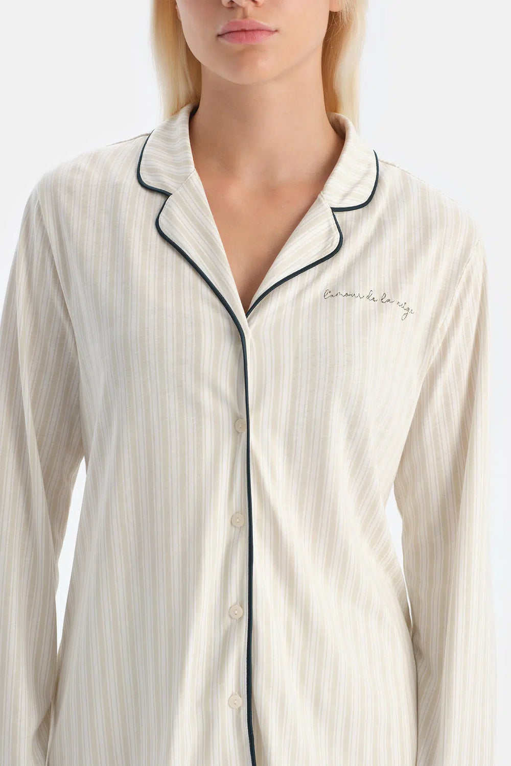 Açık Yeşil Çizgili Gömlek Pantolon Takım