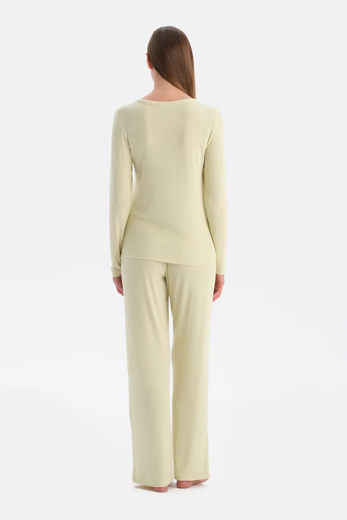 V YAKA KAŞKORSE TİŞÖRT PANTOLON TAKIM