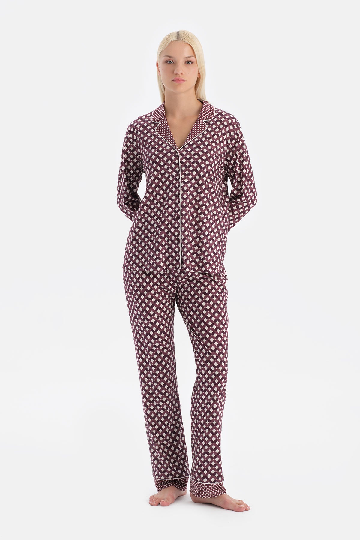 Mürdüm Geometrik Desenli Gömlek Pantolon Takım