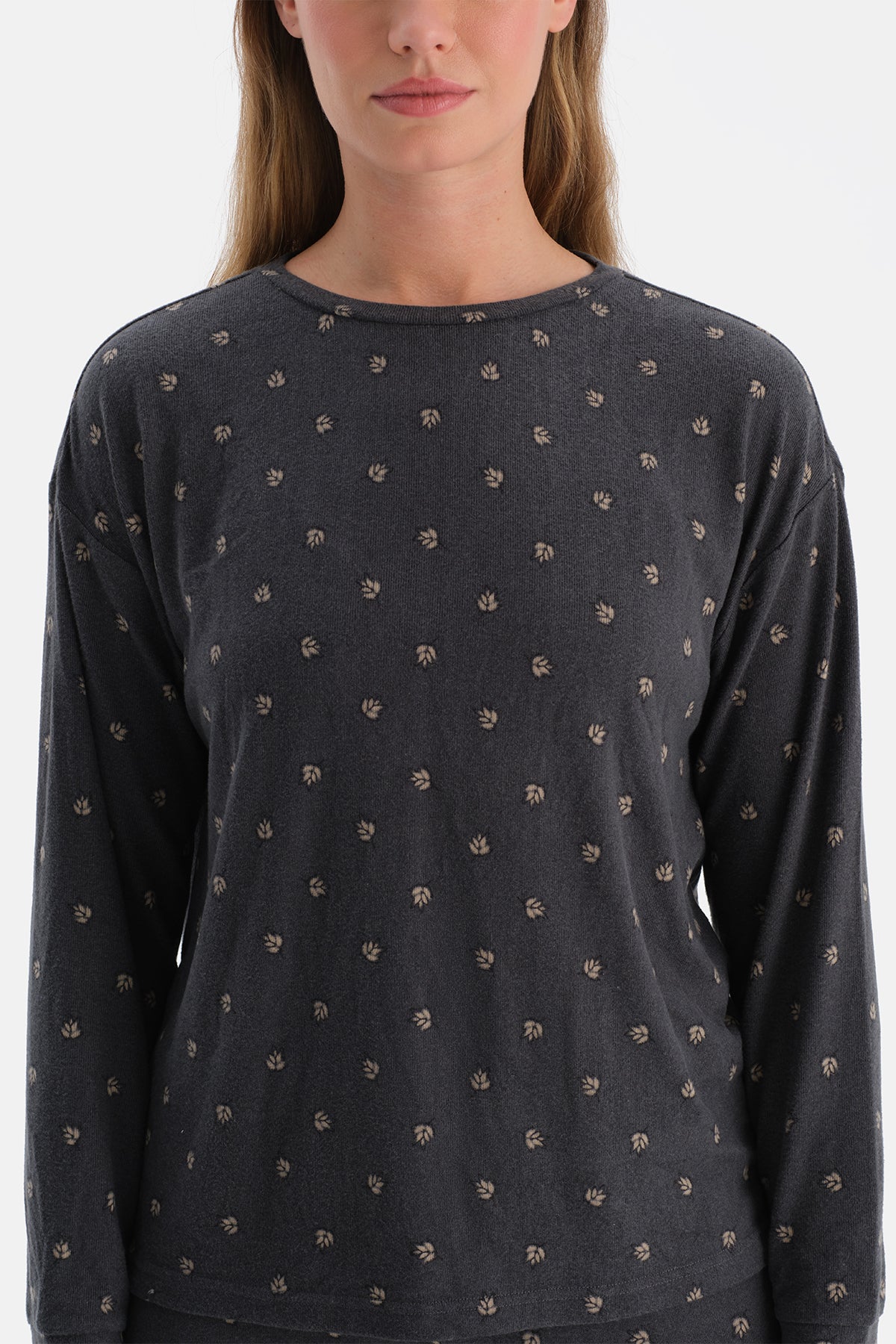 DESENLİ TERMAL TİŞÖRT PANTOLON PİJAMA TAKIMI