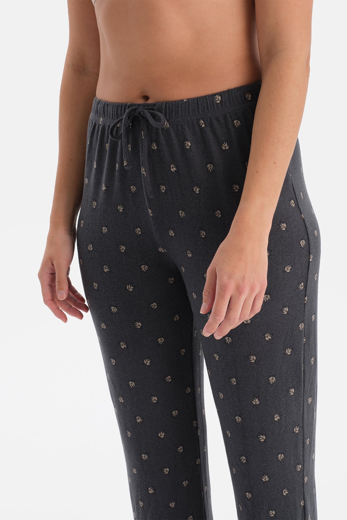 DESENLİ TERMAL TİŞÖRT PANTOLON PİJAMA TAKIMI