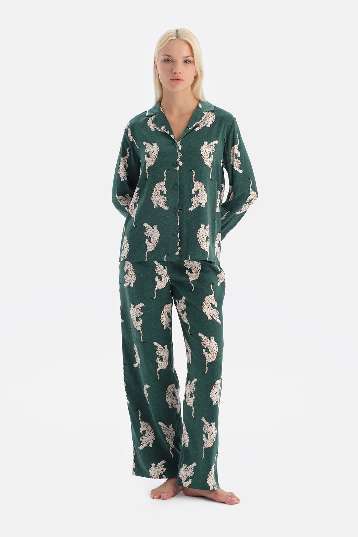 Koyu Yeşil Leopar Desenli Saten Pantolon