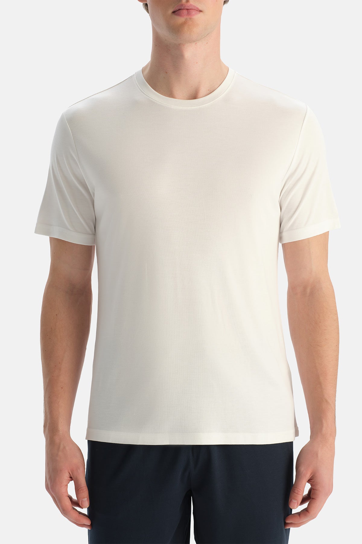 Beyaz Kısa Kollu Bisiklet Yaka Cool Touch Tişört