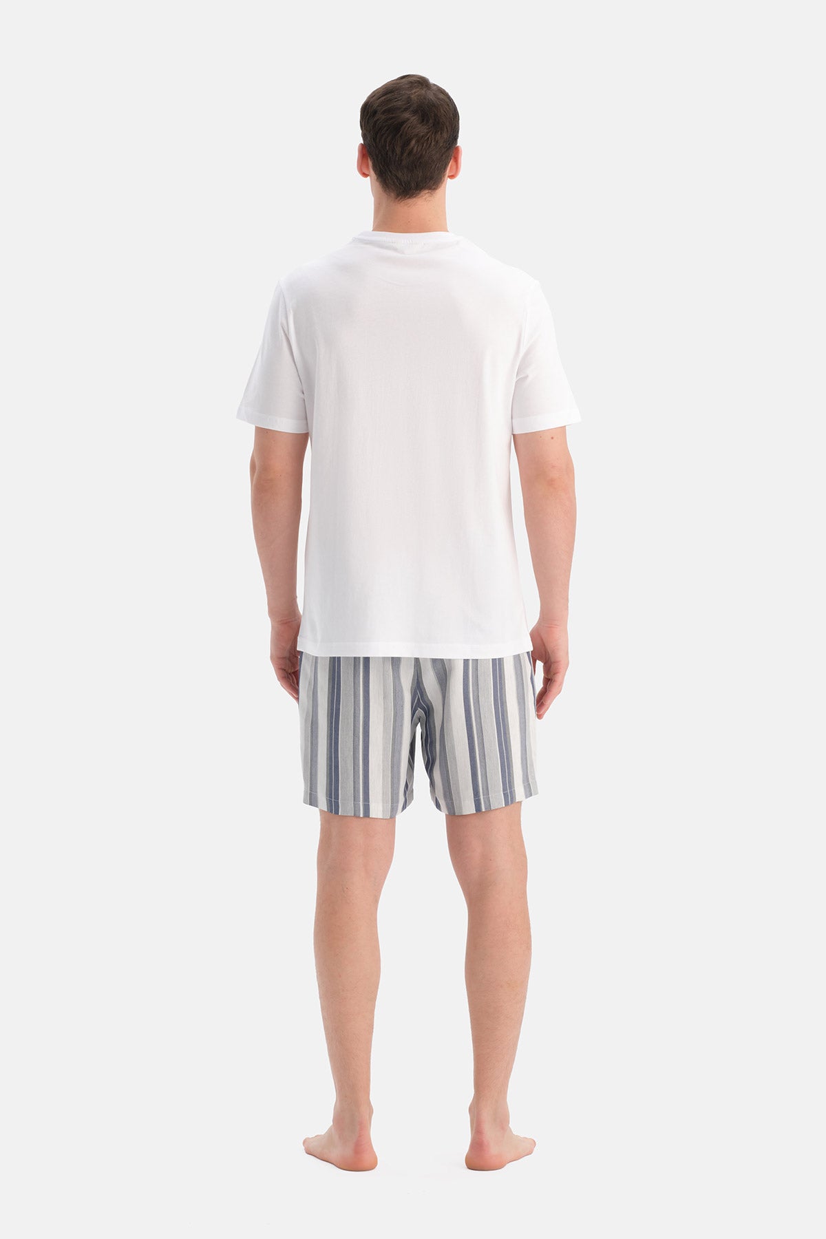 BİSİKLET YAKA KISA KOLLU TİŞÖRT