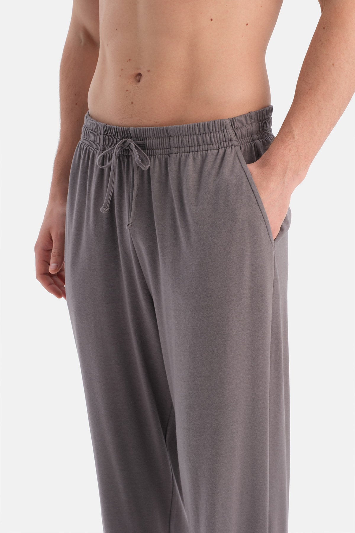 KISA KOLLU BAMBU PAMUK KARIŞIMLI TİŞÖRT PANTOLON TAKIM