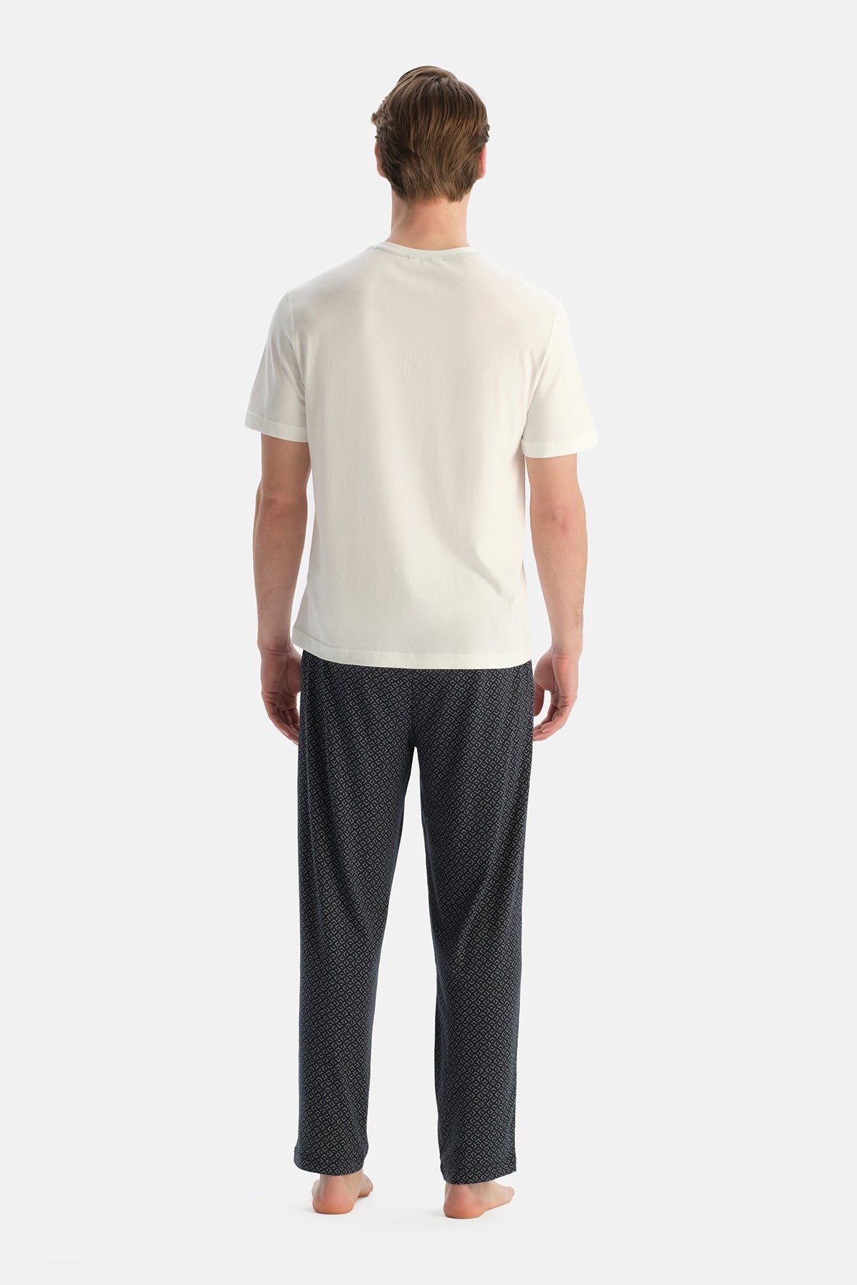 Beyaz Kısa Kollu Yarım Patlı Üçlü Takım