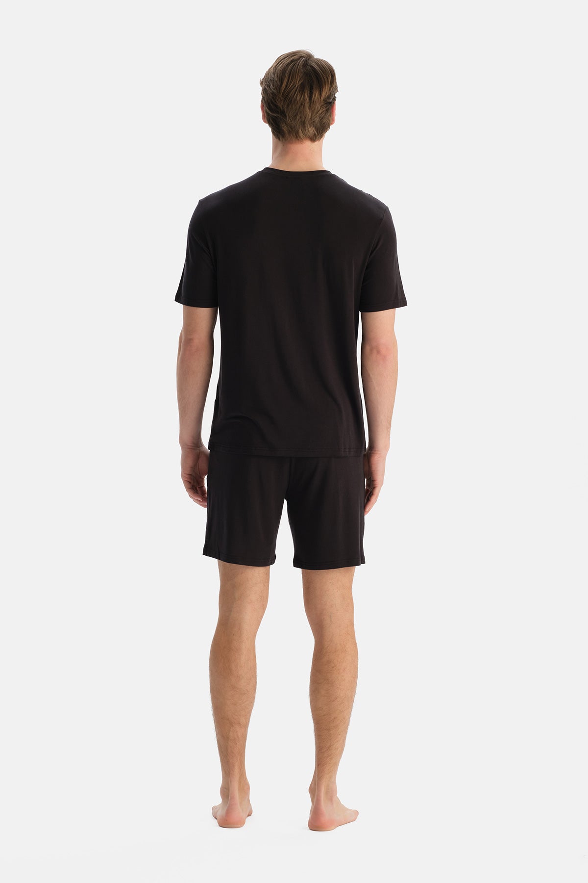 Siyah Zarf Dikişli Tişört Şort Takım