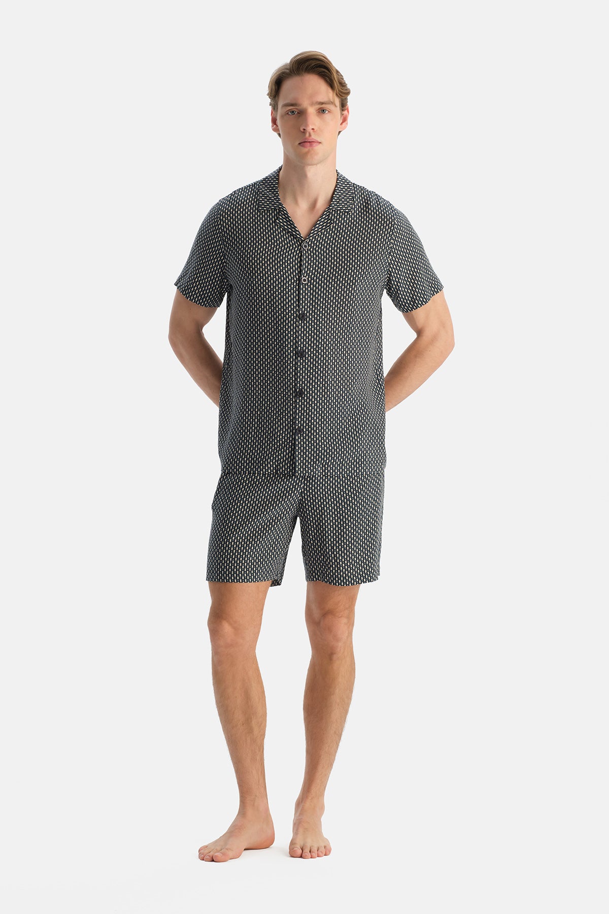 Multicolor Desenli Viskon Dokuma Gömlek Şort Takım