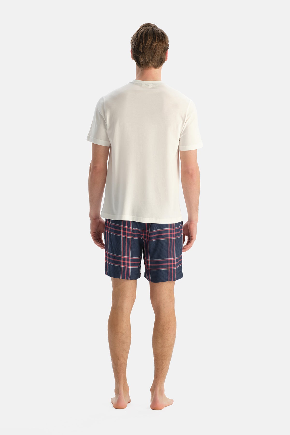 Beyaz Kısa Kollu Yarım Patlı Tişört Şort Takım