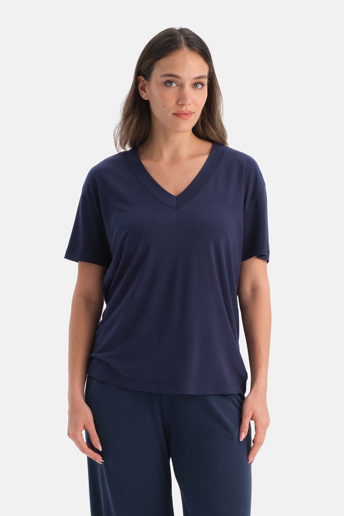 V YAKA KISA KOLLU TİŞÖRT