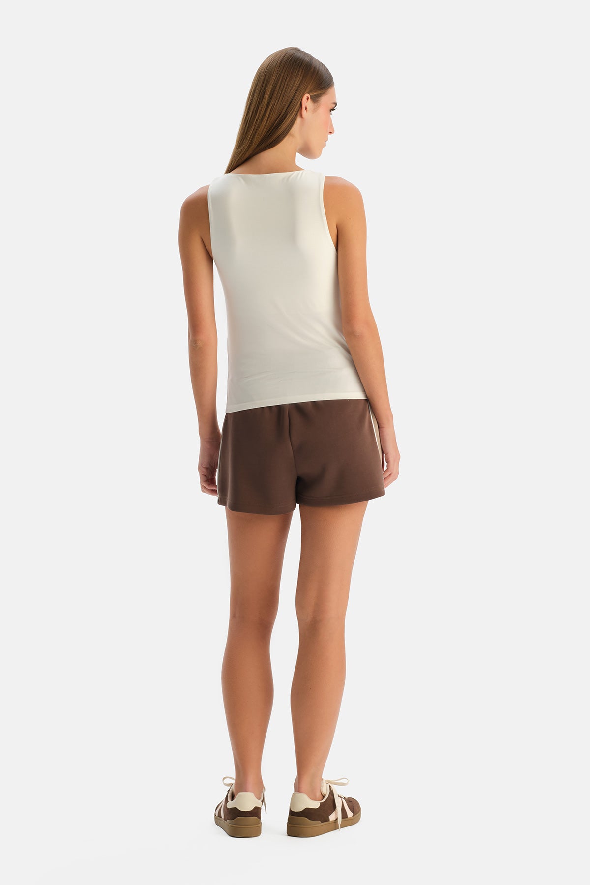 Beyaz Halter Yaka Basic Modal Atlet