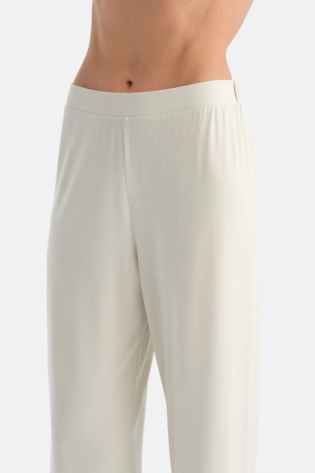 DANTEL DETAYLI SİROVİSKON TİŞÖRT PANTOLON TAKIM