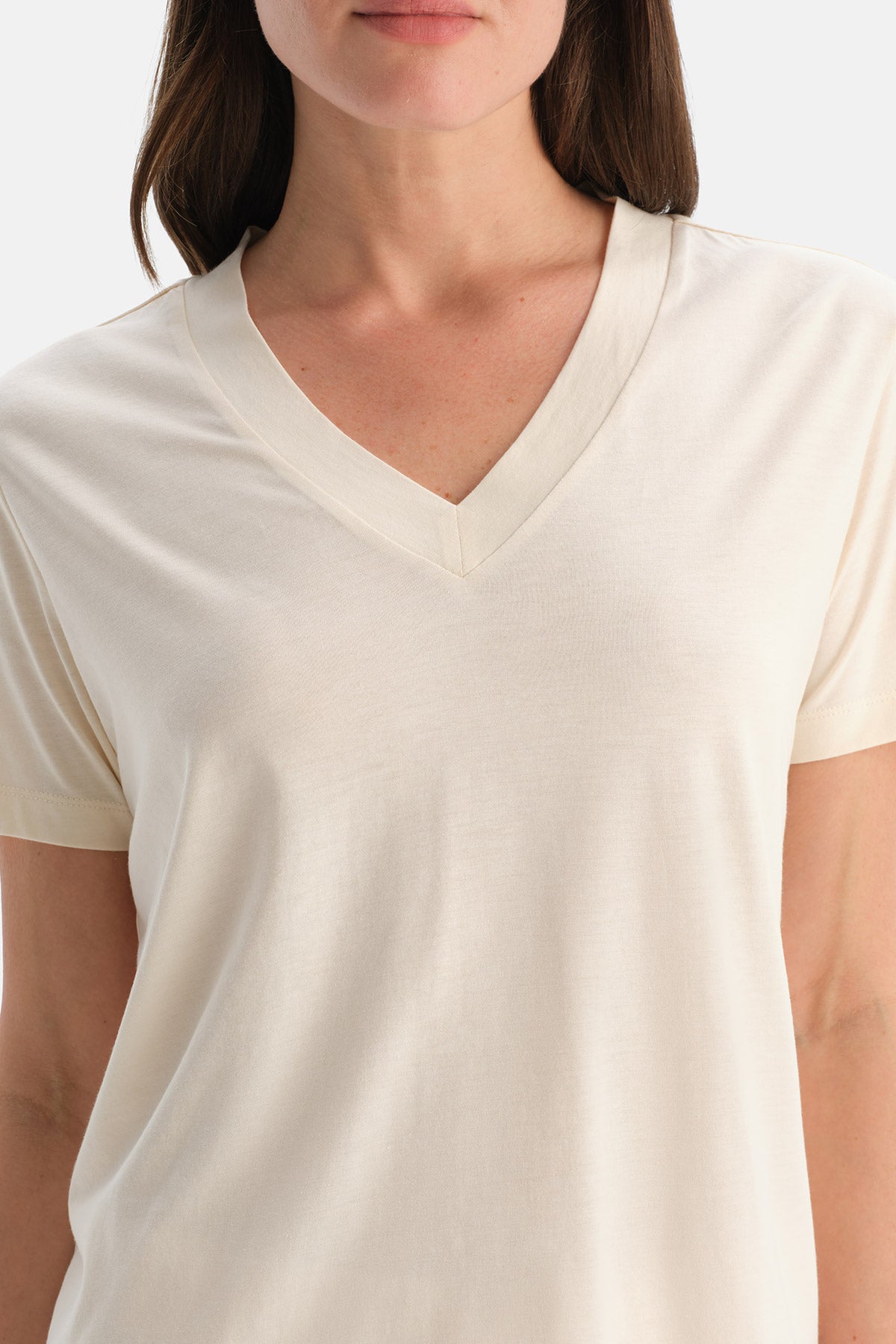 V YAKA PAMUK MODAL TİŞÖRT ŞORT TAKIM