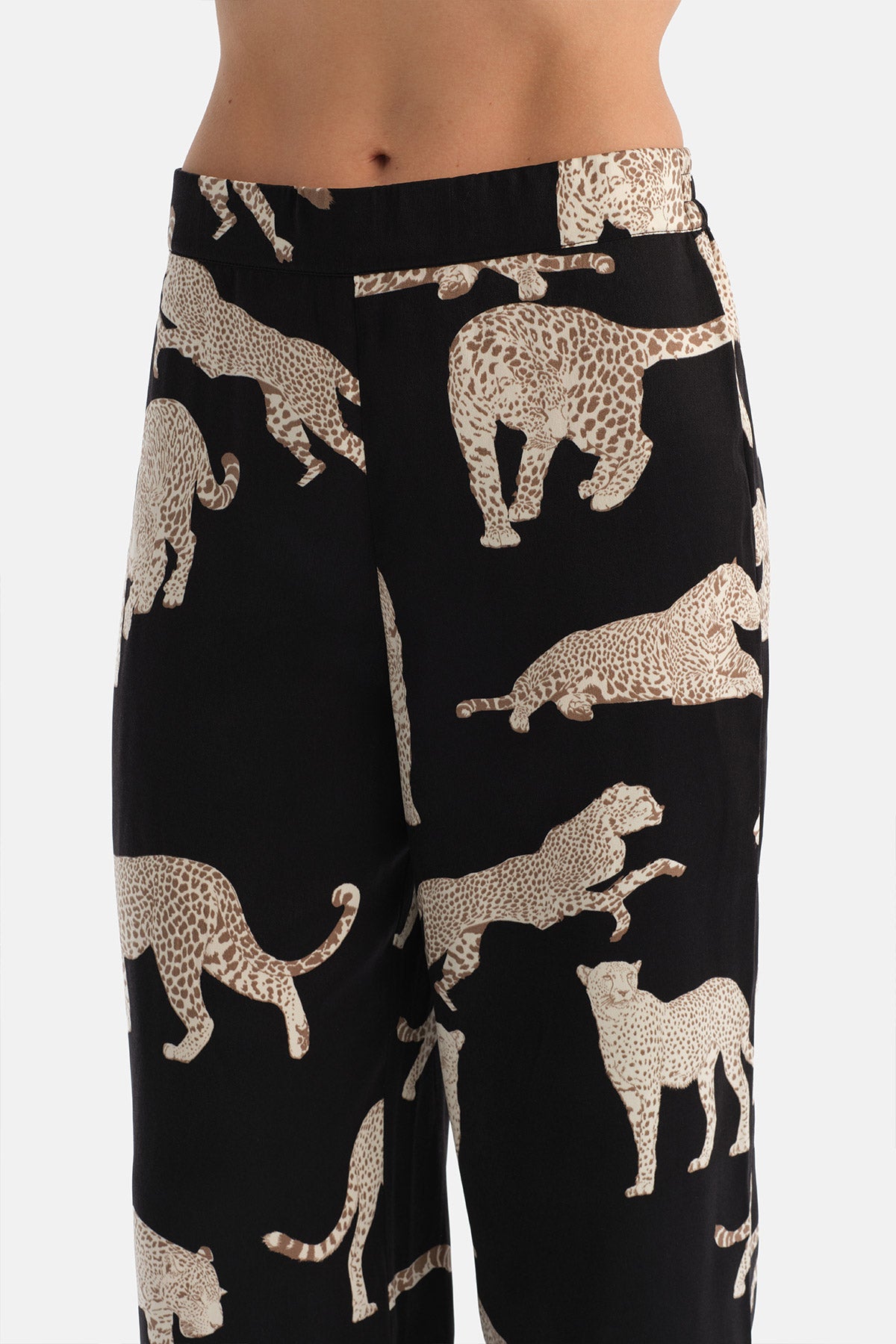 LEOPAR DESENLİ SATEN GÖMLEK PANTOLON TAKIM