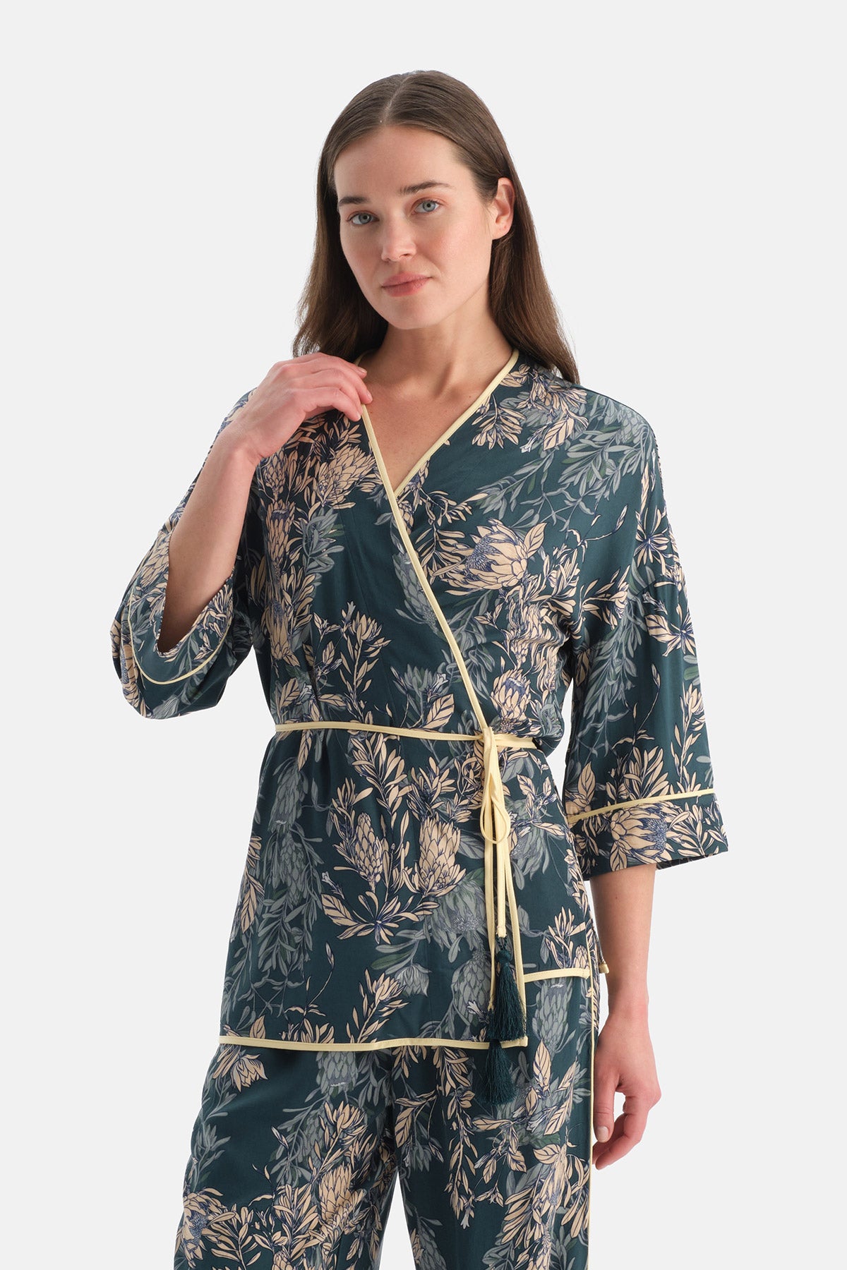 DESENLİ DOKUMA SABAHLIK