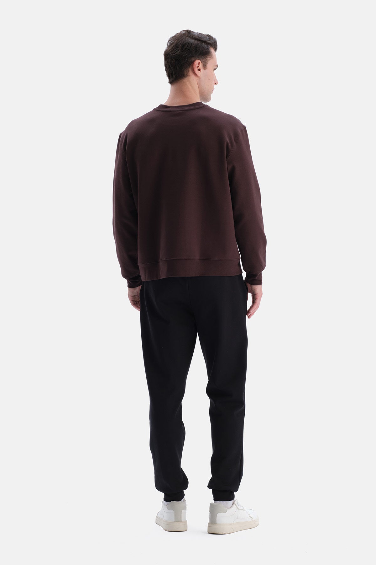Kahverengi Bis Yaka Dikiş Detaylı Interlok Sweatshirt