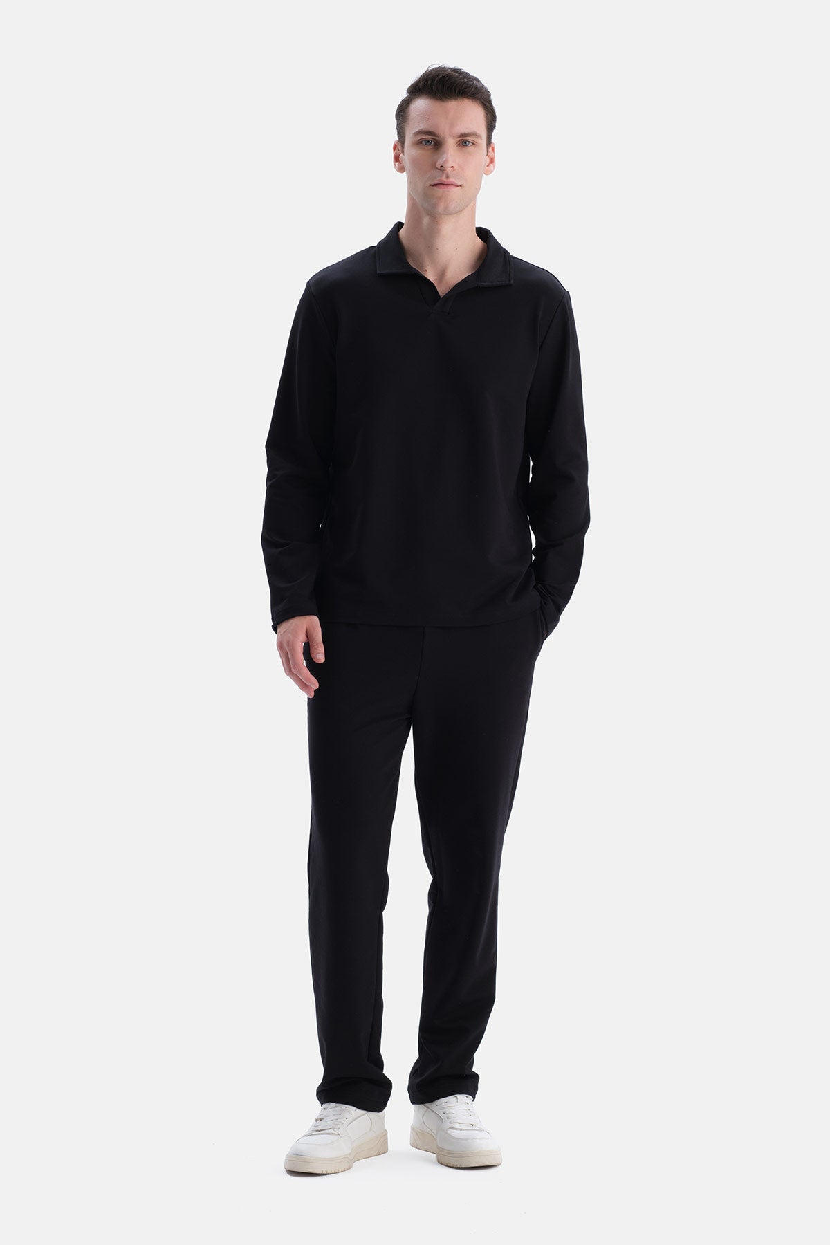 Siyah Polo Yaka Sweatshirt