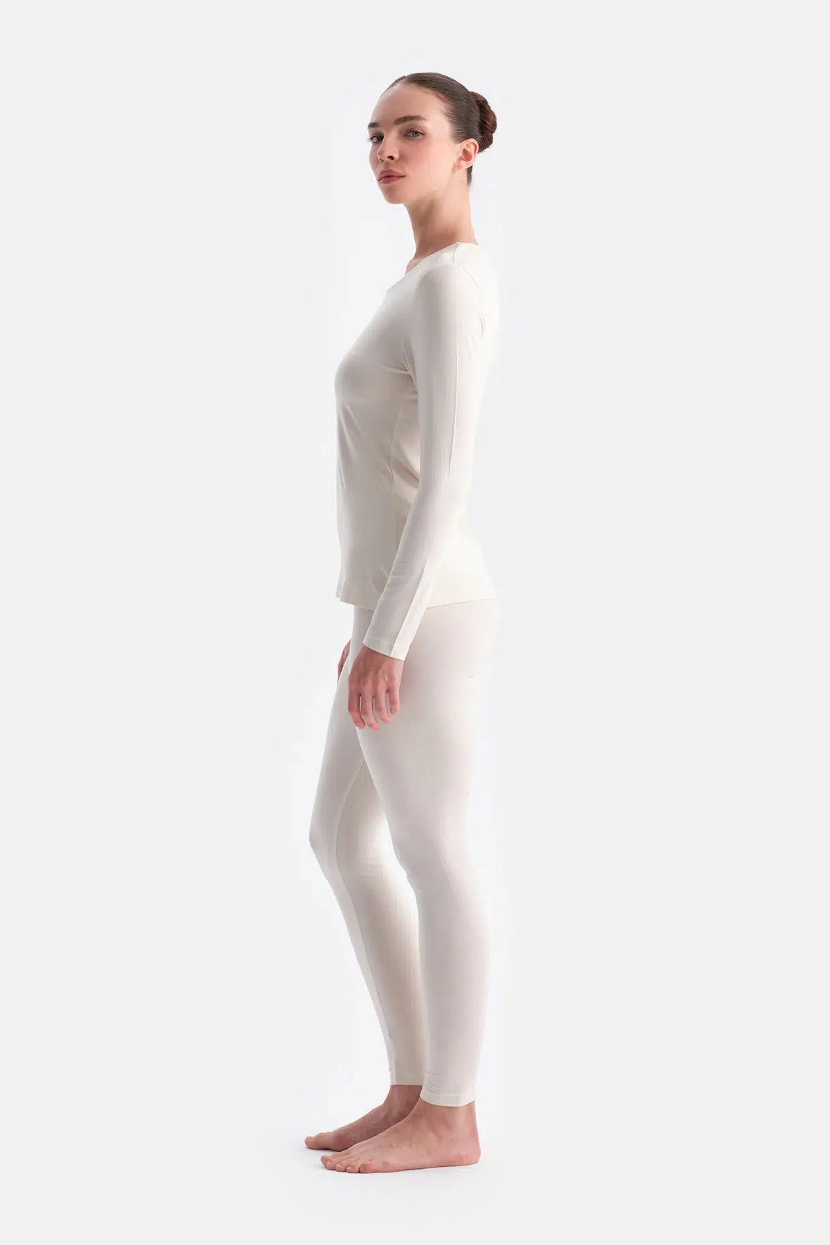 Ekru Kadın Termal Uzun Kollu Üst