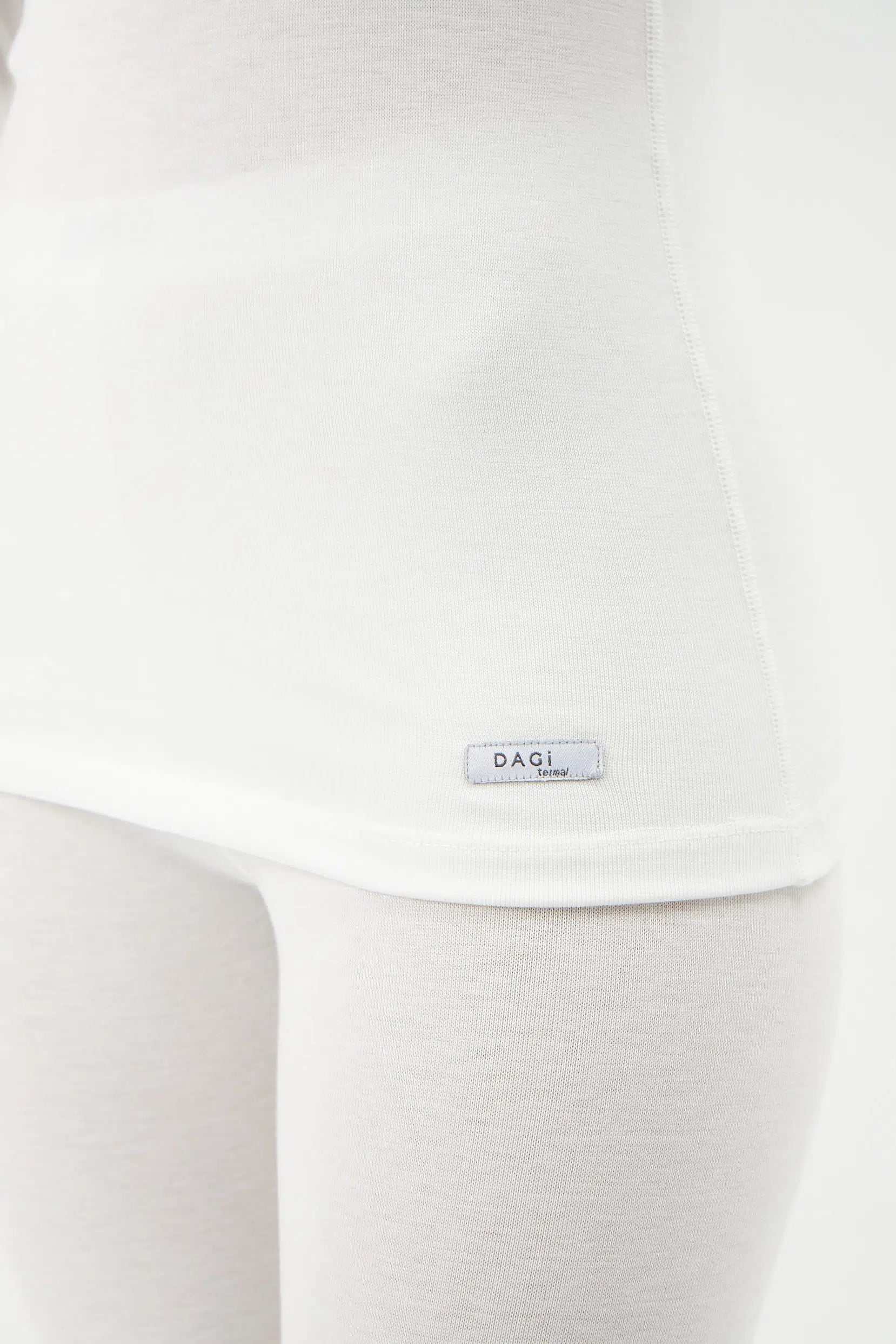 Ekru Yuvarlak Yaka Uzun Kol Kadın Termal Içlik Tek Üst