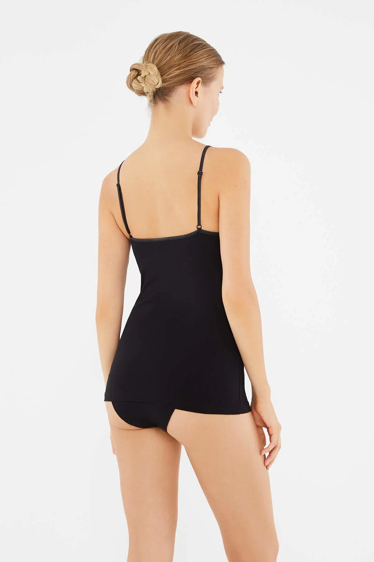 Siyah 2'Li Ince Askılı Penye Kadın Atlet