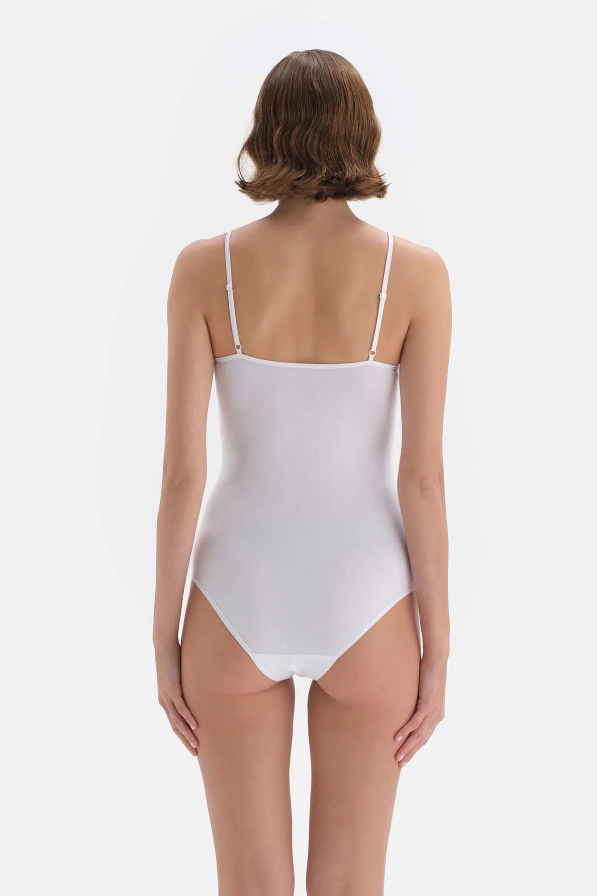 Beyaz Askılı Penye Kadın Body