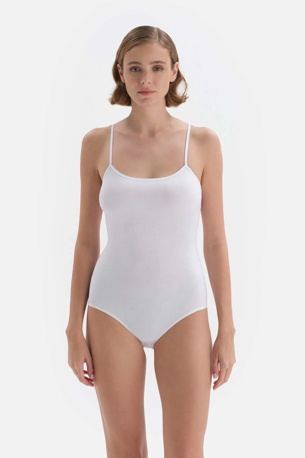 Beyaz Askılı Penye Kadın Body