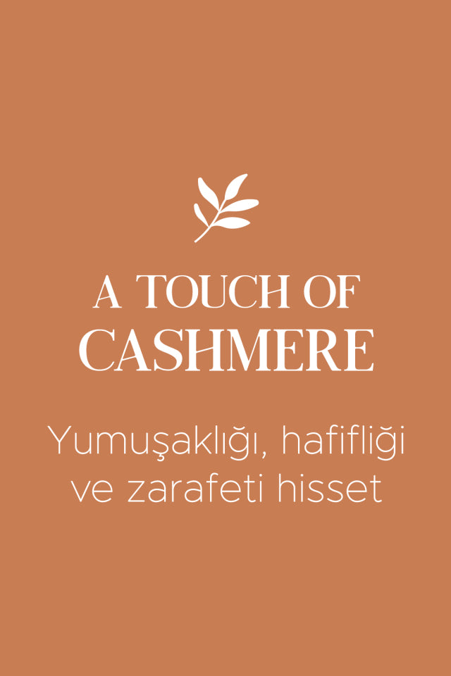 Ekru Modal Kaşmir Kayık Yaka Uzun Kollu Üst