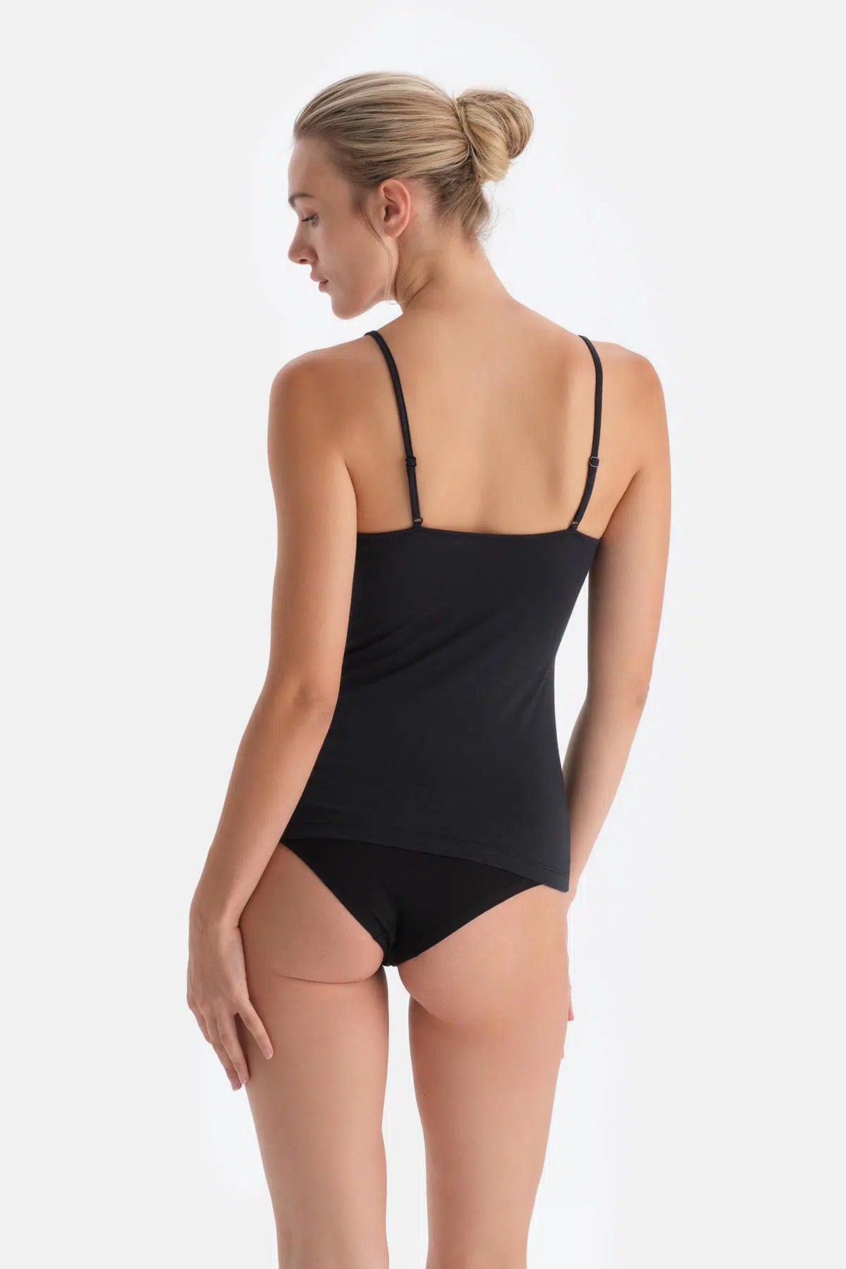 Siyah Modal Askılı Kaşmir Atlet