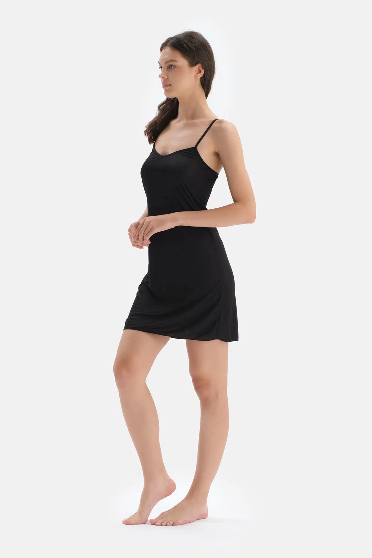 Siyah Askılı Uzun Jüpon