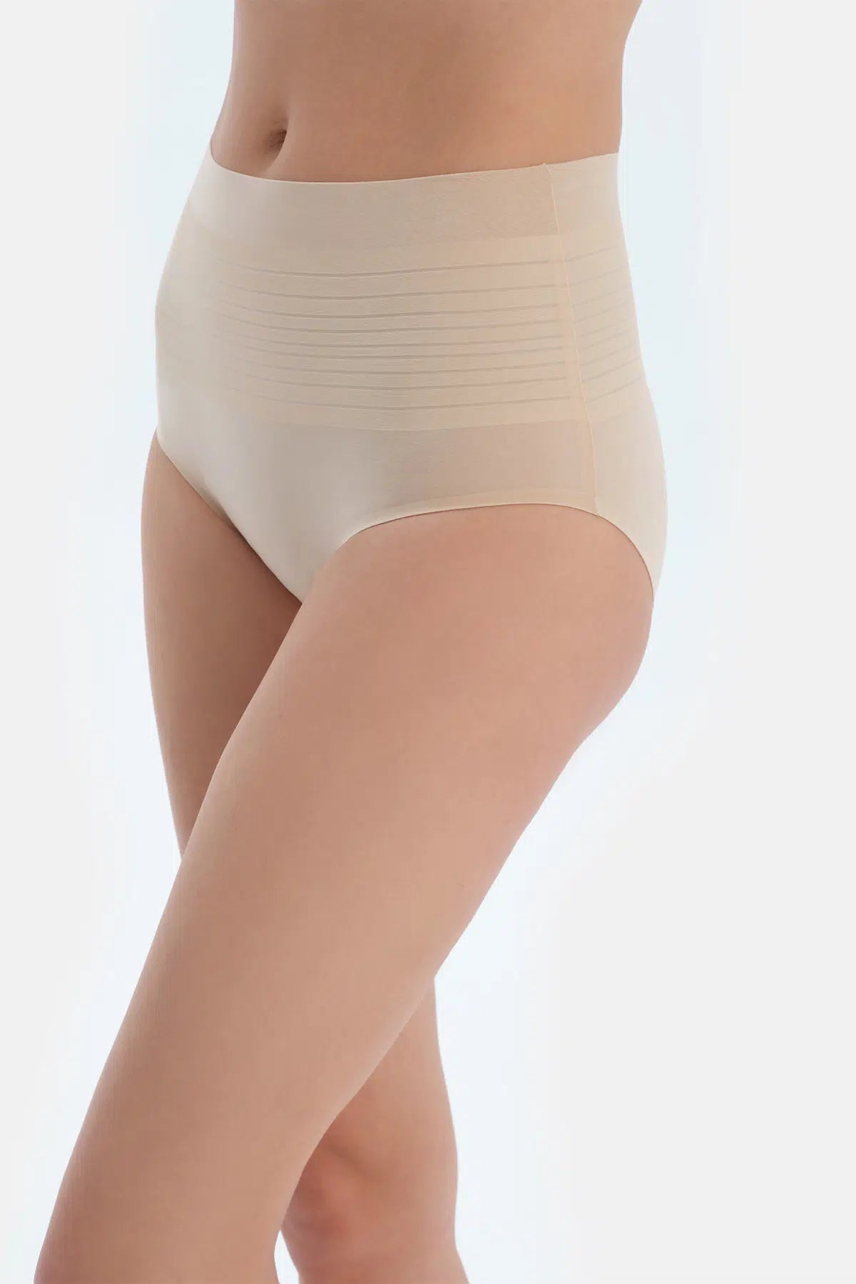 Ten Medıum Külot Korse