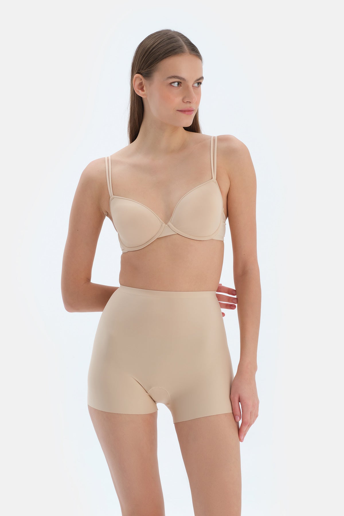 Ten 4047Kc Lıght Şekillendirici Boyshort