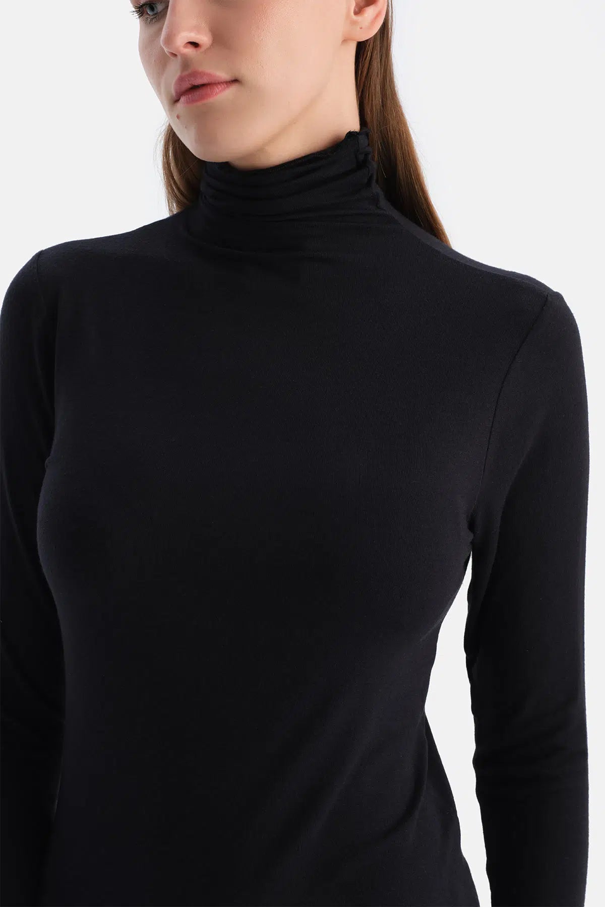 Siyah Modal Kaşmir Boğazlı Uzun Kollu Üst