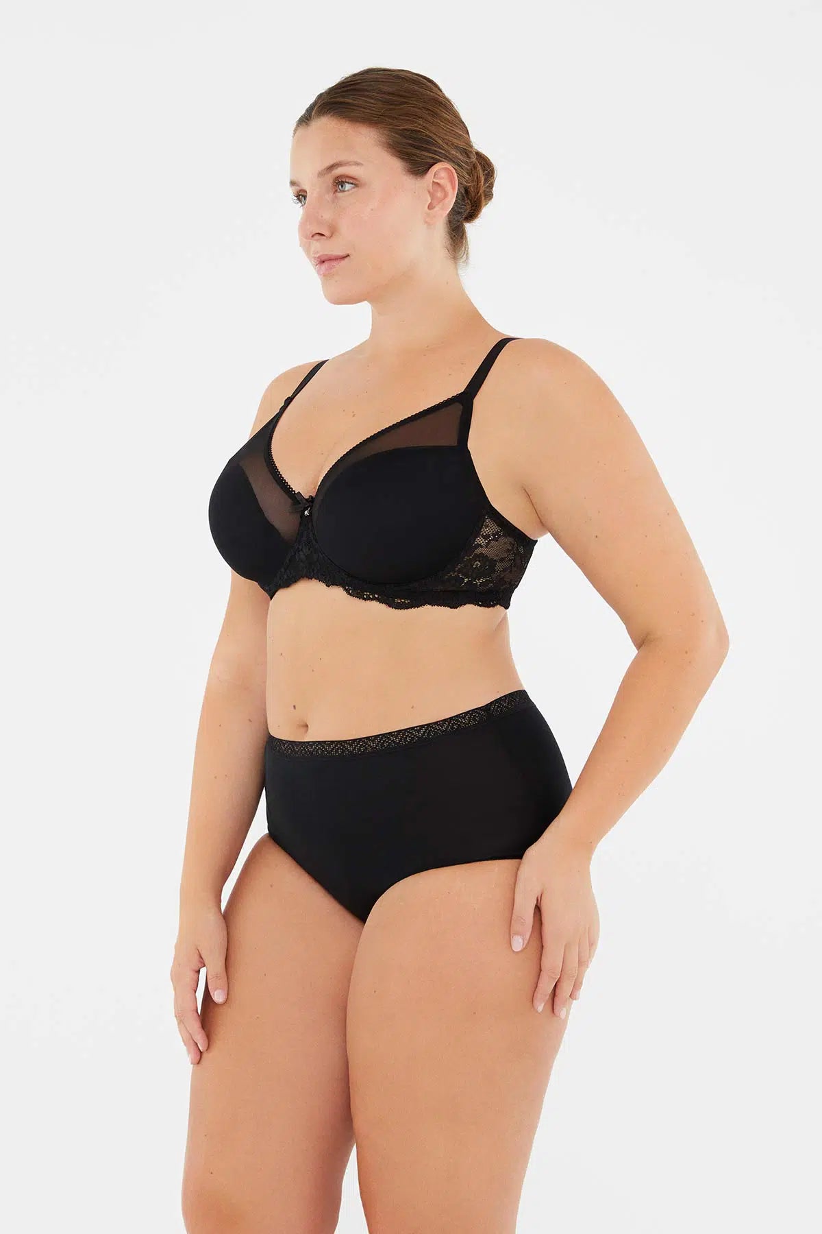 Siyah 2'li Süprem Brief